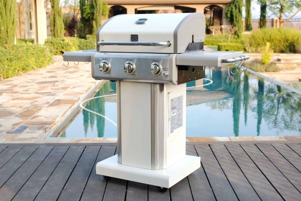 Pearl 3-Burner Liquid Propane Gas Grill - Image 5