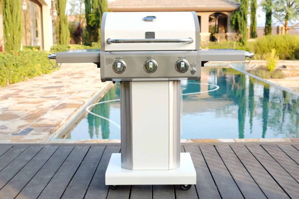Pearl 3-Burner Liquid Propane Gas Grill - Image 4