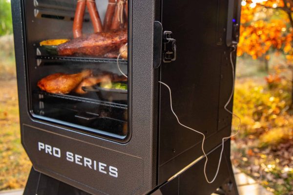 Pro Series 1077-Sq in Black Sand Pellet Smoker - Image 5