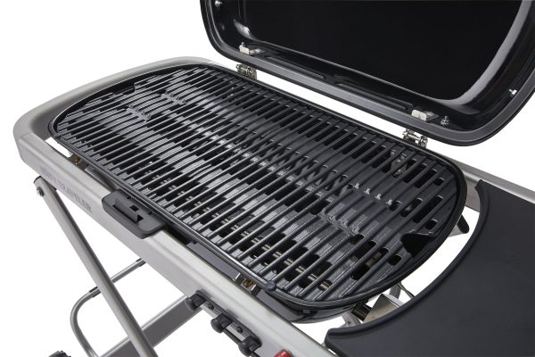 Traveler Portable Propane Gas Grill, Black - Image 3