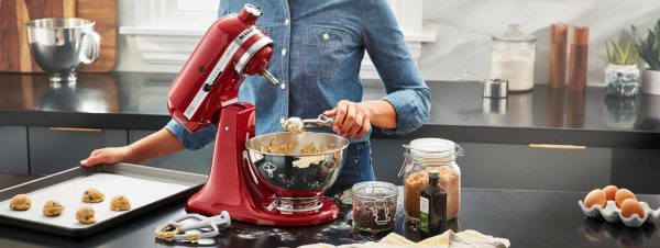 Artisan Series 5-Quart 10-Speed Empire Red Residential Stand Mixer - Image 9