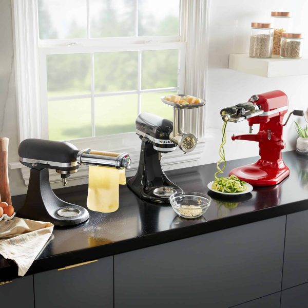 Artisan Series 5-Quart 10-Speed Empire Red Residential Stand Mixer - Image 10