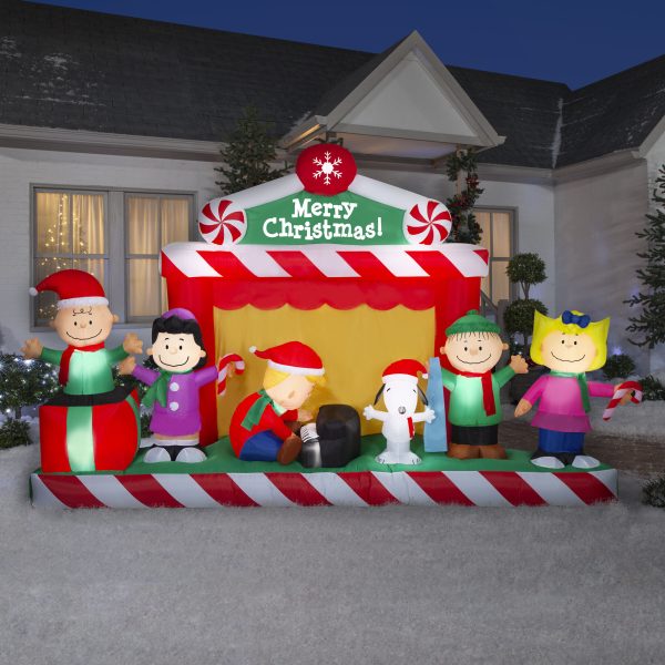 Gemmy Charlie Brown 85.83-in Inflatable with White LED Lights - Image 5