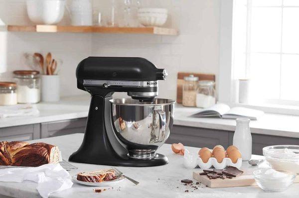 Artisan Series 5 Quart Tilt Head Stand Mixer with Pouring Shield KSM150PS, Matte Black - Image 4
