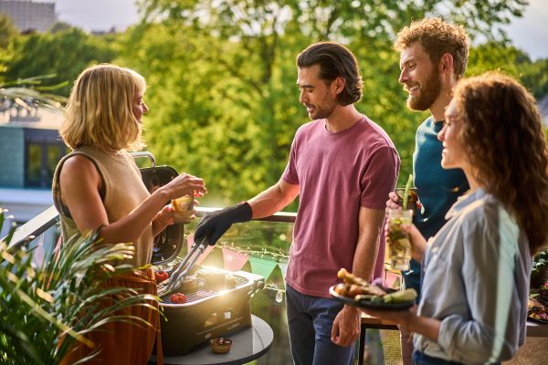 Lumin Compact Outdoor Electric Barbecue Grill, Black - Image 15