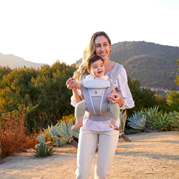 Ergobaby All Carry Positions Breathable Mesh Baby Carrier with Enhanced Lumbar Support   Airflow (7-45 Lb), Omni Breeze, Pearl Grey - Image 4