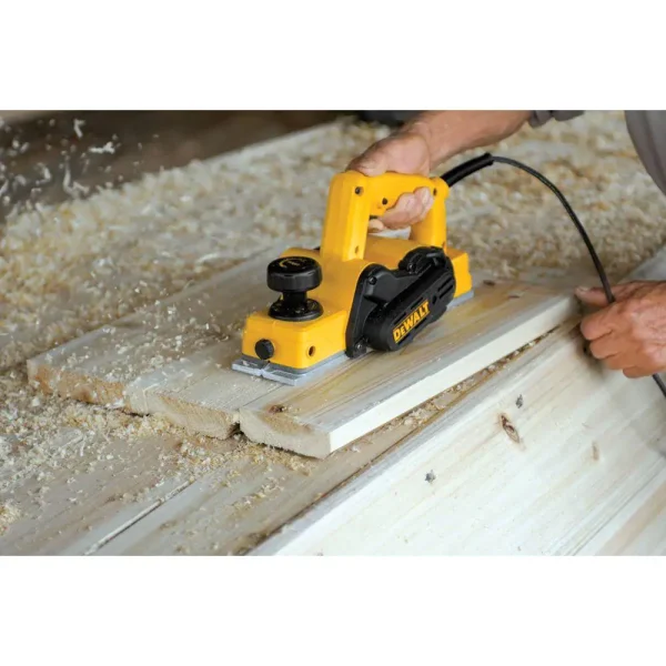 D26676 5.5 Amp Corded 3-1/4 in. Portable Hand Planer - Image 2