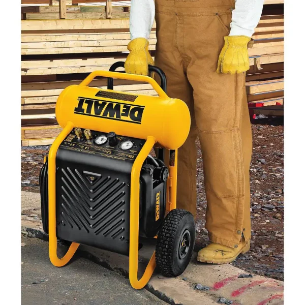 D55146 4.5 Gal. Portable Electric Air Compressor - Image 13