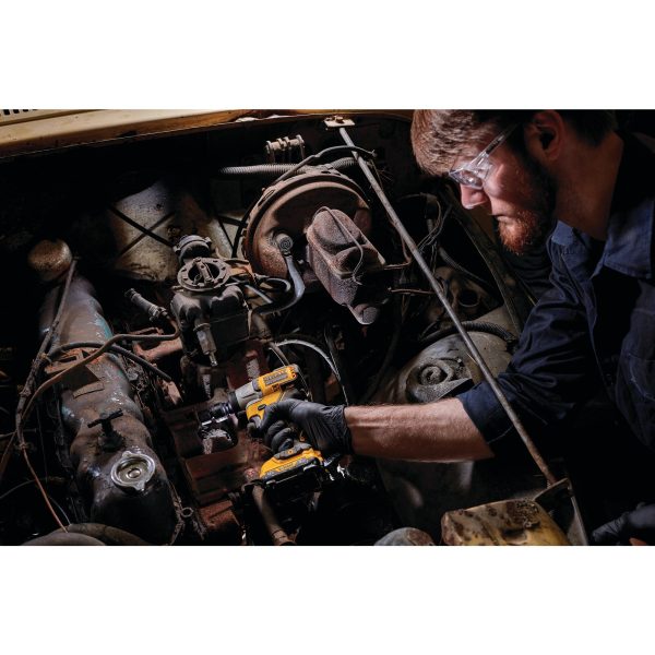 DCF902B XTREME 12-volt Max Variable Speed Brushless 3/8-in square Drive Cordless Impact Wrench (Tool Only) - Image 6