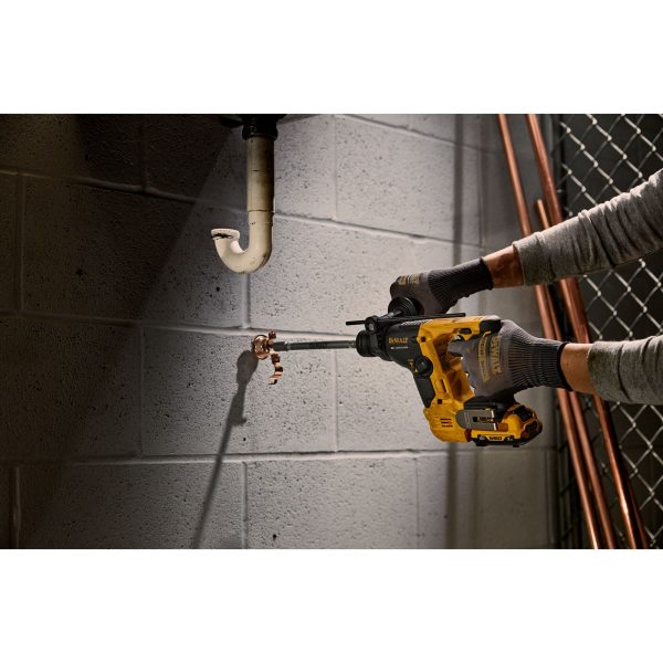 DCH072B XTR 12-volt Max-Amp Sds-plus Cordless Rotary Hammer Drill (Tool Only) - Image 11