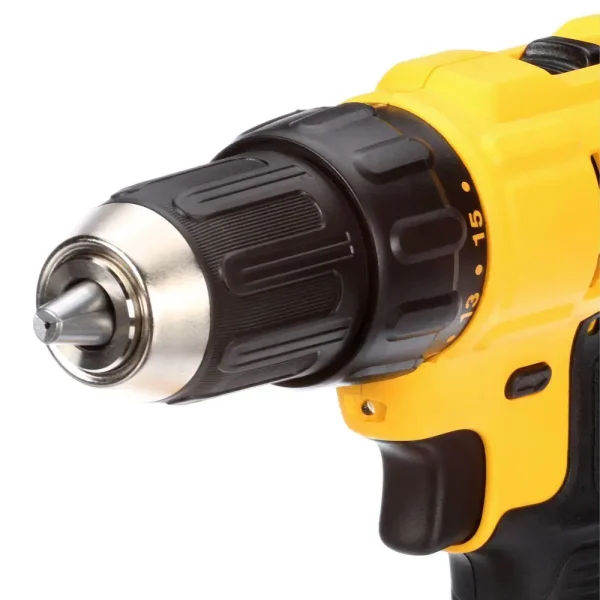 DCK466D2 20-Volt MAX Cordless Combo Kit (4-Tool) with (2) 20-Volt 2.0Ah Batteries   Charger - Image 9