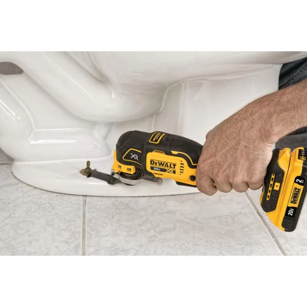DCS356C1 20-Volt MAX XR Cordless Brushless 3-Speed Oscillating Multi-Tool with (1) 20-Volt 1.5Ah Battery   Charger - Image 7