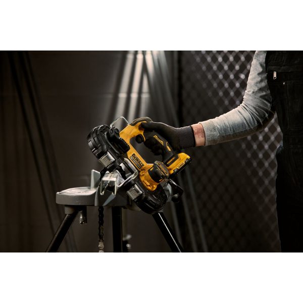 DCS375B XTREME 12-Volt Portable Band Saw - Image 5