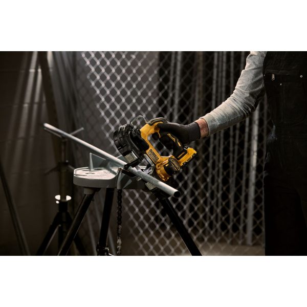 DCS375B XTREME 12-Volt Portable Band Saw - Image 6