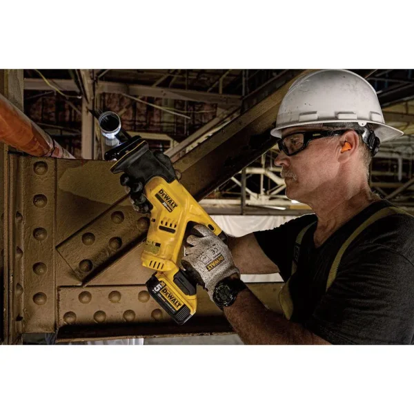 DCS387P1 20-Volt MAX Lithium-Ion Cordless Compact Reciprocating Saw Kit with Battery 5Ah, Charger and Contractor Bag - Image 8