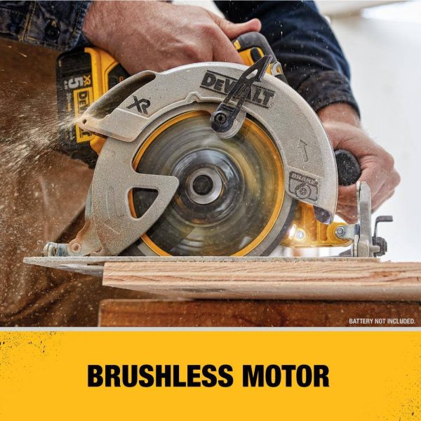 DCS570P1 20-Volt MAX XR Cordless Brushless 7-1/4 in. Circular Saw with (1) 20-Volt Battery 5.0Ah   Charger - Image 7