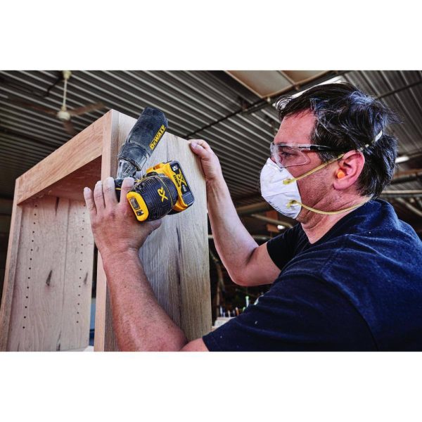 DCW210D1 20-Volt MAX XR Cordless Brushless 5 in. Random Orbital Sander with (1) 20-Volt Battery 2.0Ah   Charger - Image 11