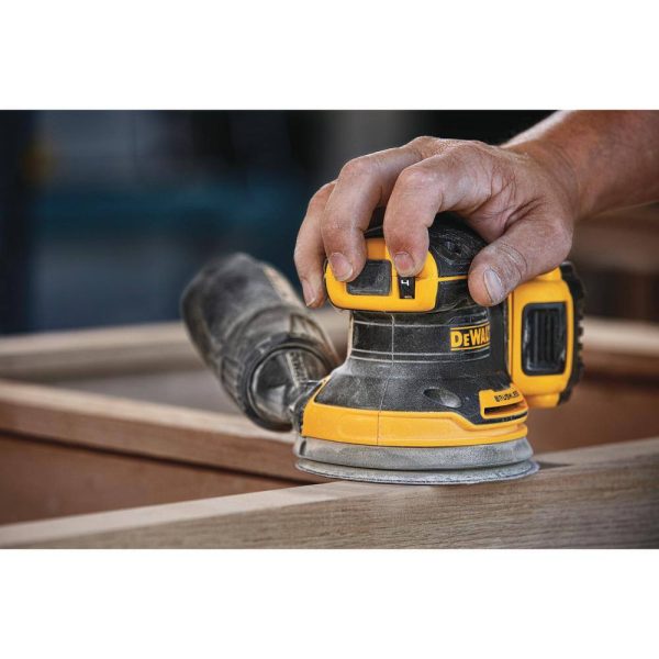DCW210P1 20-Volt MAX XR Cordless Brushless 5 in. Random Orbital Sander with (1) 20-Volt Battery 5.0Ah   Charger - Image 11
