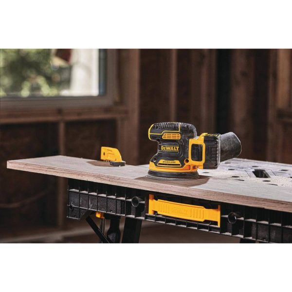 DCW210P1 20-Volt MAX XR Cordless Brushless 5 in. Random Orbital Sander with (1) 20-Volt Battery 5.0Ah   Charger - Image 12
