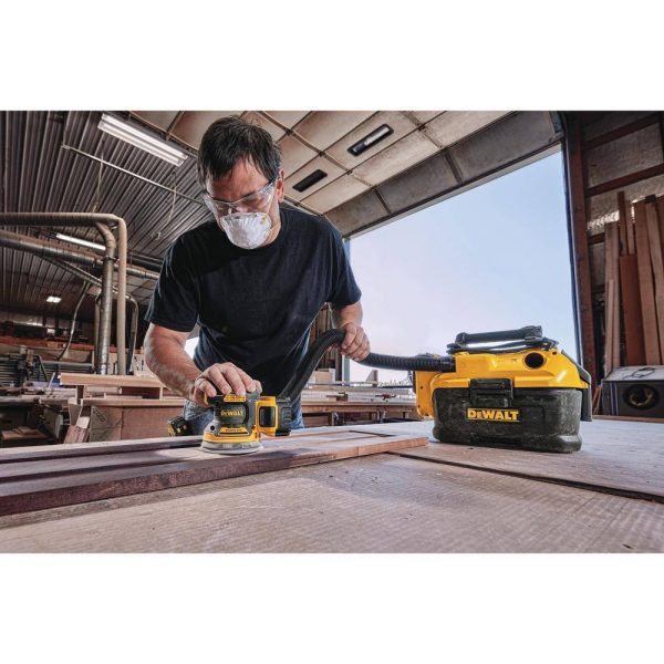 DCW210P1 20-Volt MAX XR Cordless Brushless 5 in. Random Orbital Sander with (1) 20-Volt Battery 5.0Ah   Charger - Image 7