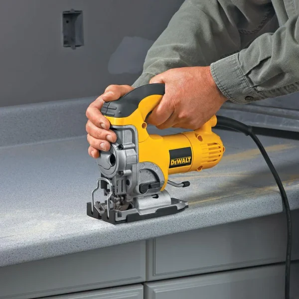 DW331K 6.5 Amp Corded Jig Saw Kit with Kit Box - Image 13