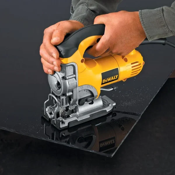 DW331K 6.5 Amp Corded Jig Saw Kit with Kit Box - Image 12