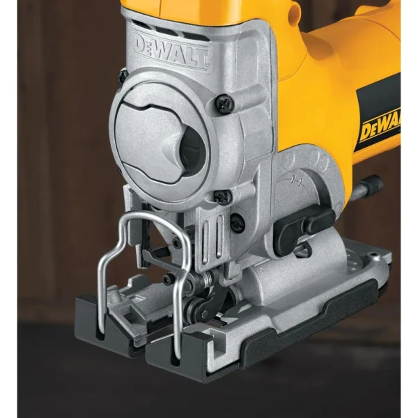 DW331K 6.5 Amp Corded Jig Saw Kit with Kit Box - Image 4