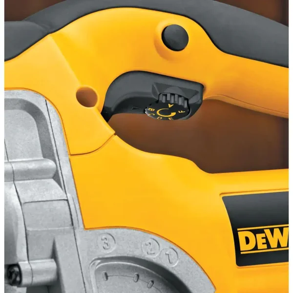 DW331K 6.5 Amp Corded Jig Saw Kit with Kit Box - Image 5