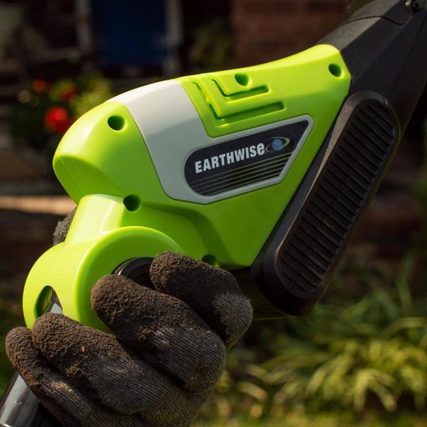 LPHT12022 20 in. 20V Lithium-Ion Cordless Pole Hedge Trimmer   2 Ah Battery and Charger Included - Image 4