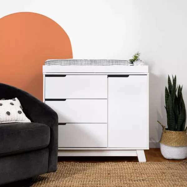 Babyletto Hudson 3-Drawer Changer Dresser with Removable Changing Tray   White - Image 11