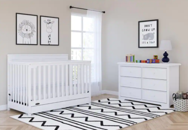 Graco Hadley 4-in-1 Convertible Crib with Drawer-White - Image 2